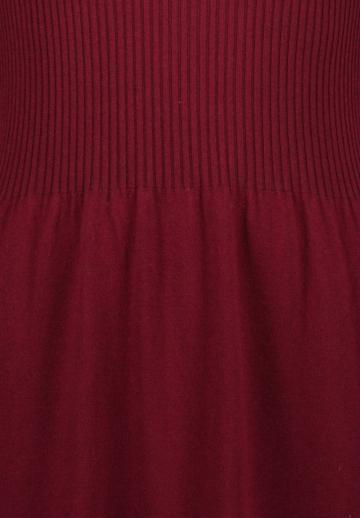 Вязаное платье