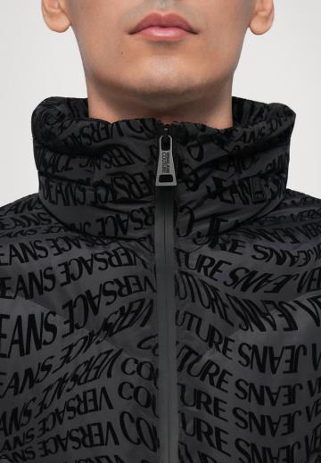 Зимняя куртка