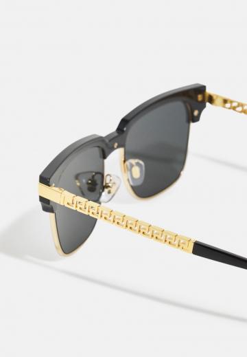 Солнечные очки