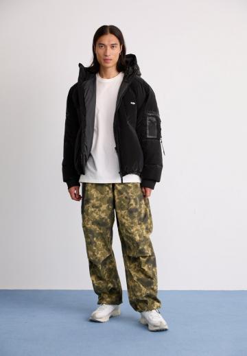 Зимняя куртка