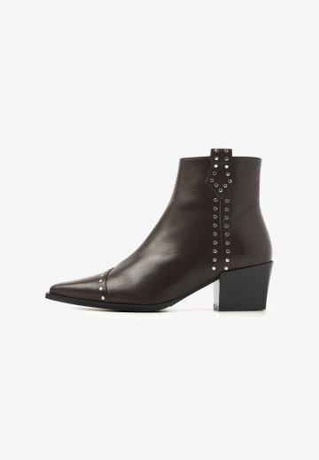 Ковбойские сапожки