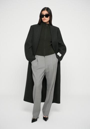 Шерстяное пальто