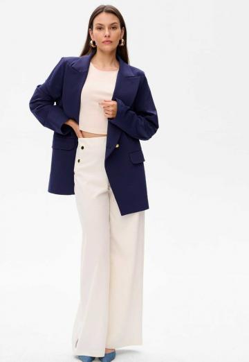 Блейзер с накладными карманами