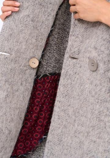 Короткое пальто