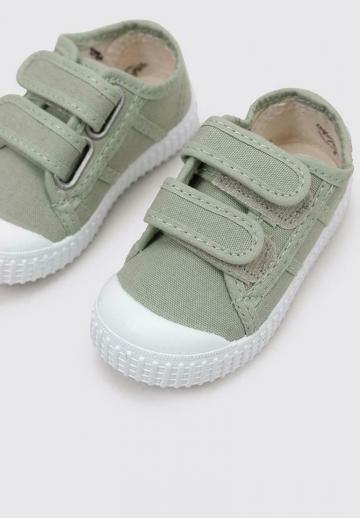 Детская обувь