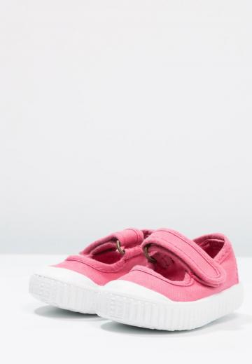 Детская обувь