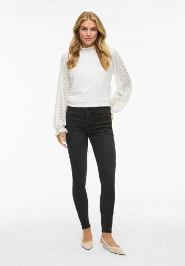 Узкие джинсы