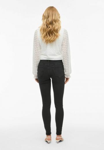 Узкие джинсы