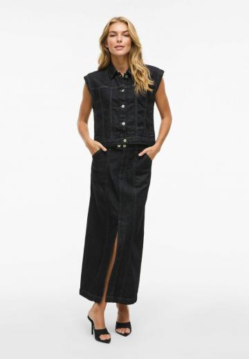 Джинсовая жилетка