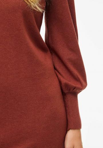 Вязаное платье