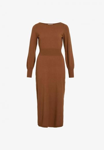 Вязаное платье