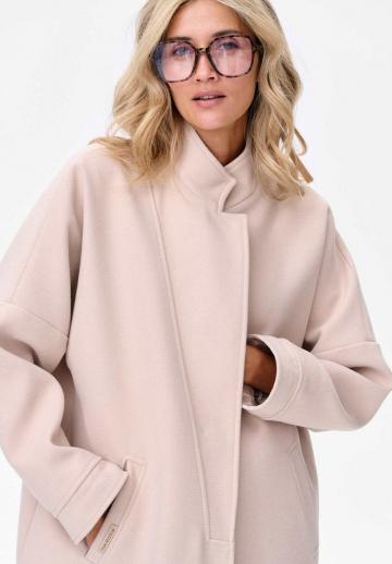 Шерстяное пальто