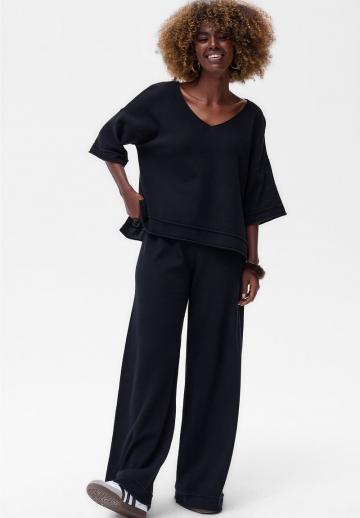 Пуловер с рукавом три четверти