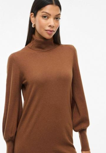 Вязаное платье