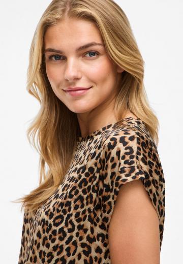 Атласная блузка