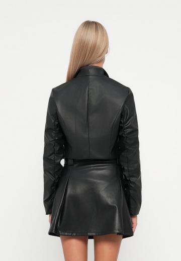 Короткий блейзер