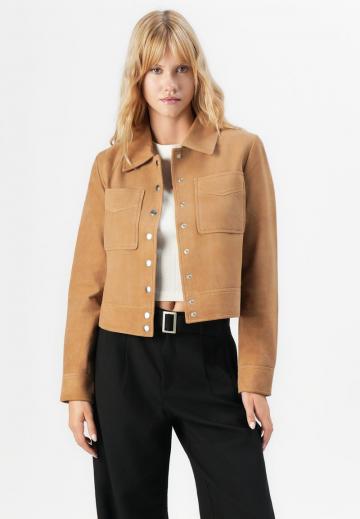 Короткая куртка