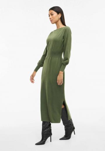 Вязаное платье