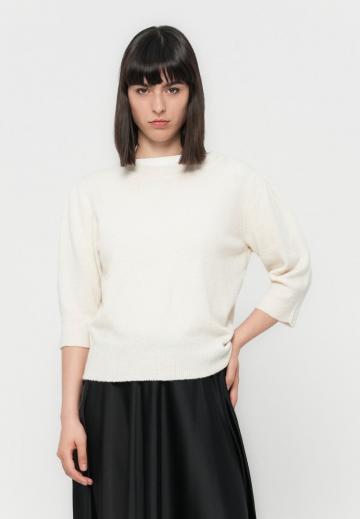 Пуловер с рукавом три четверти