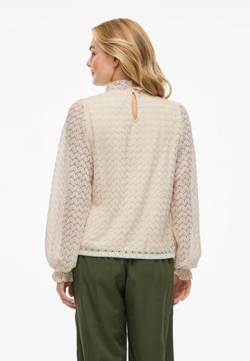 Кружевная блузка