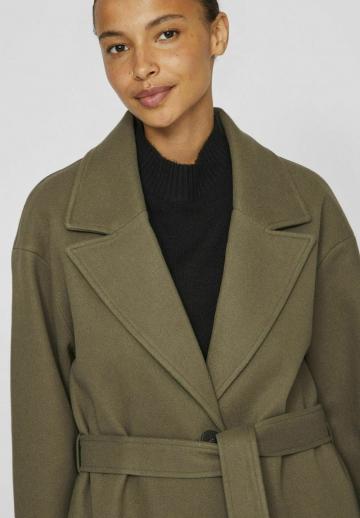 Шерстяное пальто