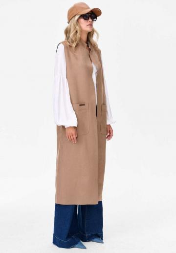 Длинный жилет