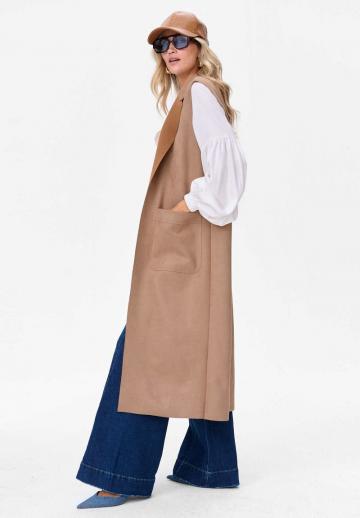 Длинный жилет