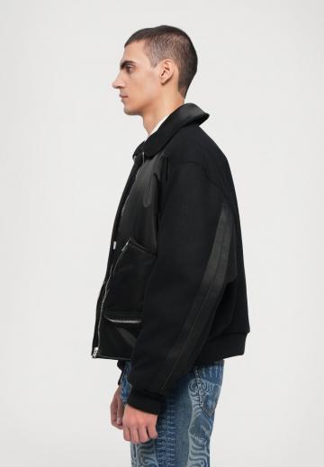 Куртка бомбер