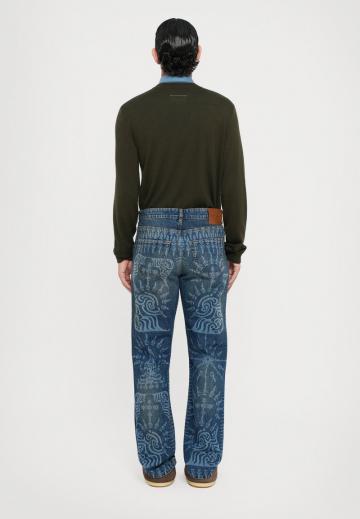 Прямые джинсы