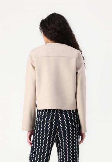 Короткая куртка