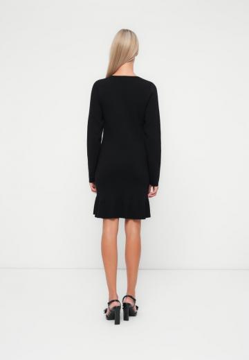 Вязаное платье