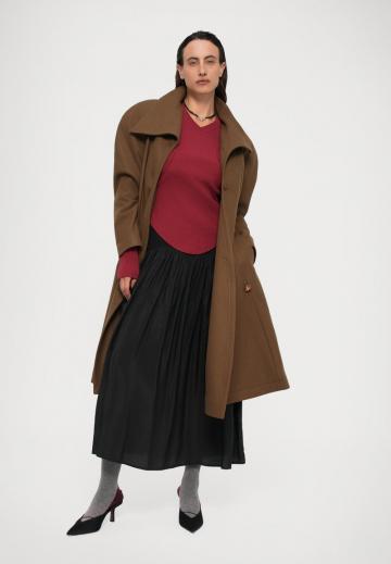 Шерстяное пальто