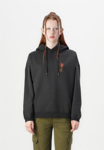 Пуловер с капюшоном