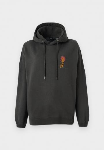 Пуловер с капюшоном