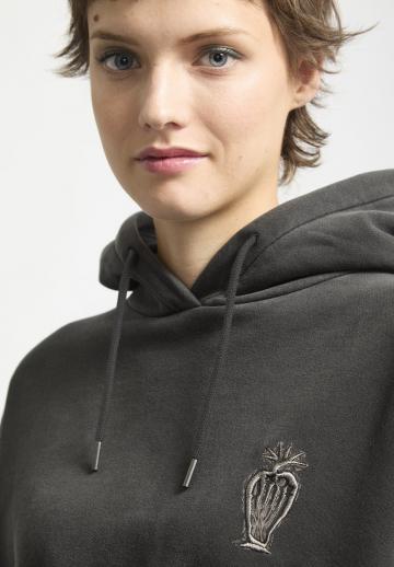 Пуловер с капюшоном