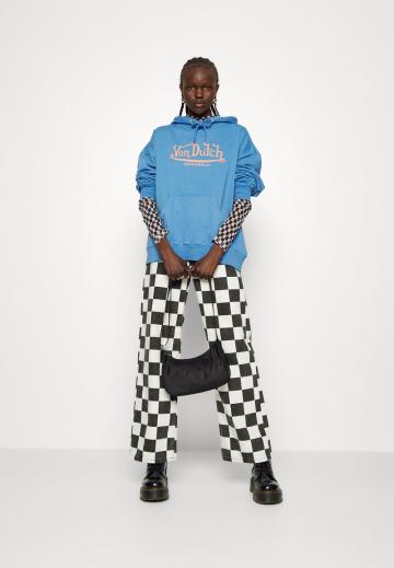 Пуловер с капюшоном