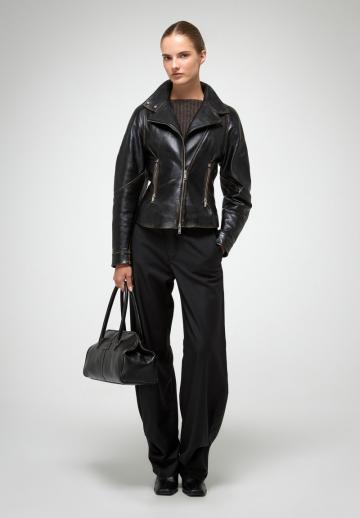 Кожаная куртка