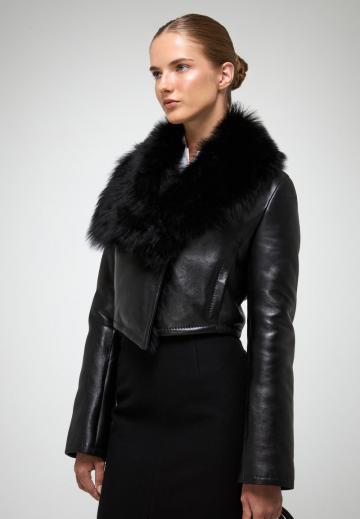 Короткая куртка