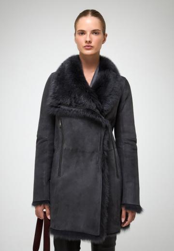 Кожаное пальто