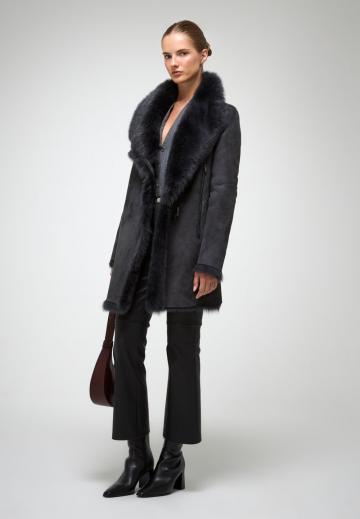 Кожаное пальто