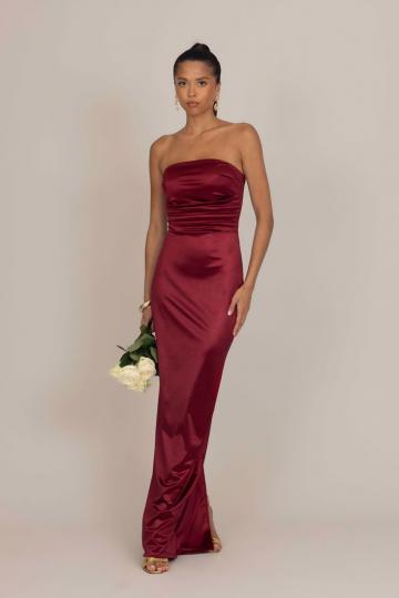 Платье без бретелек