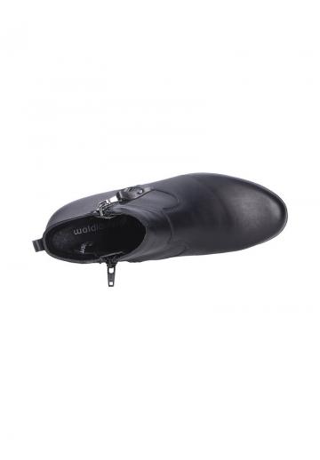 Широкие сапоги