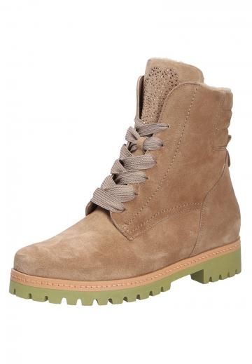 Ботинки на шнуровке