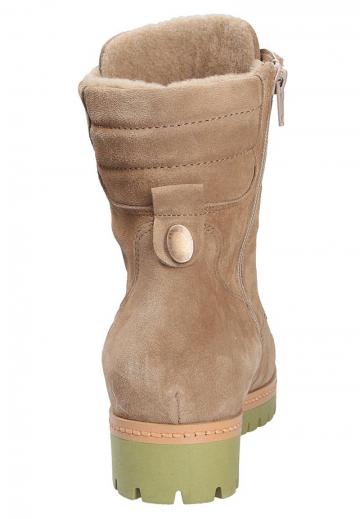 Ботинки на шнуровке