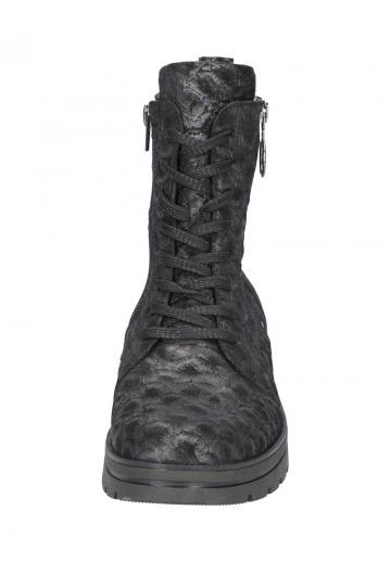 Ботинки на шнуровке