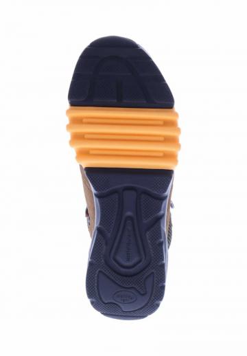 Ботинки на шнуровке