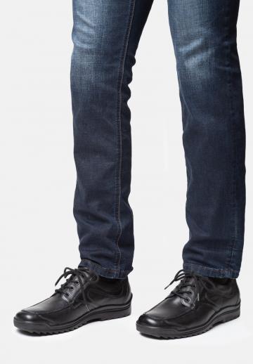 Ботинки на шнуровке