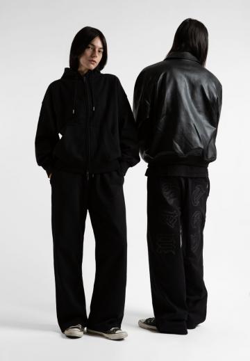 Спортивные штаны