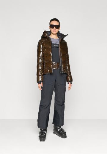 Спортивная куртка