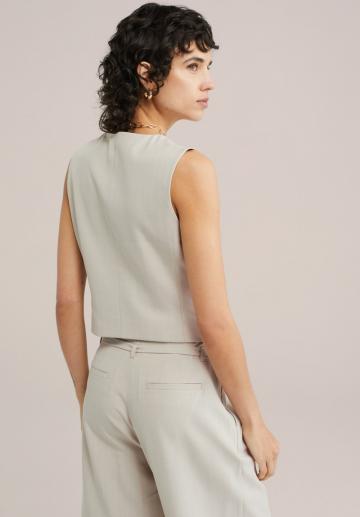 Короткая куртка